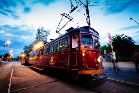 35929-Tramcar-Ext1.jpg