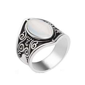 Creative New Carved Moonstone Exaggerated Punk Style Ring
