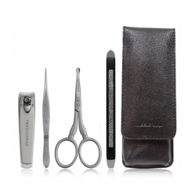 Tweezerman GEAR Essential Male Grooming Kit