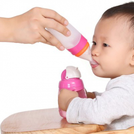 Fasola Milk Bottle Squeezing Baby Feeding Spoon Silicone Food Supplement Soft Spoon Feeder