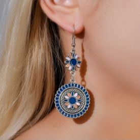 Metal Detail Blue Daisy Design Earrings