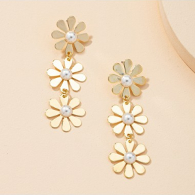Round Floral Pearl Metal Detail Golden Earrings