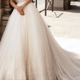 Ball Gown Modest Plus Size Wedding Dresses With Sleeves