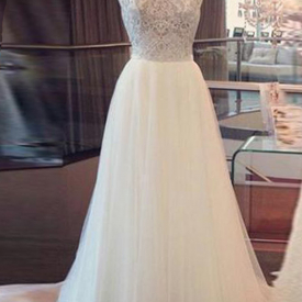 Simple White Tulle Boho Lace Wedding Dress With Sleeves