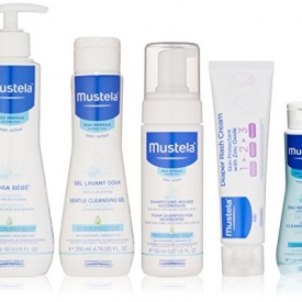 Mustela Newborn Arrival Gift Set, Baby Bathtime & Skin Care Essentials, 5 Items