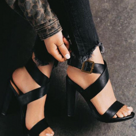 Solid Buckle Strap Heeled Sandals – Black