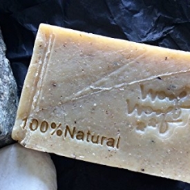 Woof Woof NaturalTM Organic Vegan Dog Flea Shampoo Bar Diatomaceous Earth Plus Neem Oil and Cedarwood Oil 5 oz Bar – Keeps Fleas and Ticks Away.