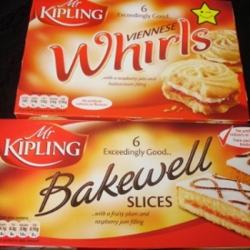 Mr Kipling Bakewell Slices & Viennese Whirls