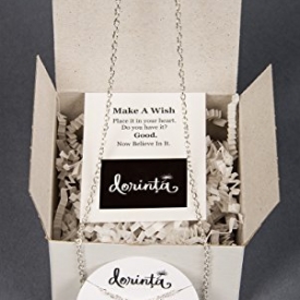 Remember Making a Wish on a Dandelion ? Seed Wishes in Hand Blown Glass Pendant and Necklace Set with gift box. Best Friends Daughters Sisters Military Brats Moms and Grandmas