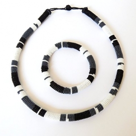 African Zulu beaded necklace and round bracelet set – Black/white/gunmetal – Gift for her