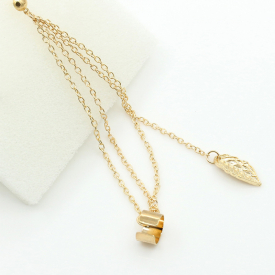 Trendy Leaf Design Tassel Ear Clip