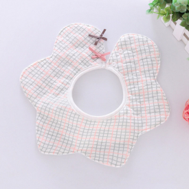 1-pcs Lovely Cartoon Striped Design Rotatable Baby Bibs Set