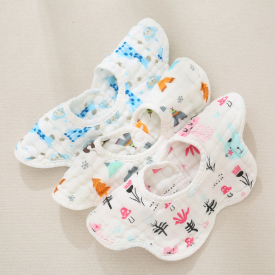 3-pack Cartoon Print Rotatable Cotton Bibs