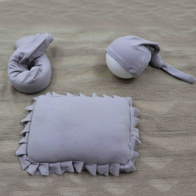 3-piece Lovely Baby Photography Prop Hat Wrap and Pillow Set
