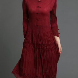 Vintage 3/4 Sleeve Pleated Stand Collar Midi Dress