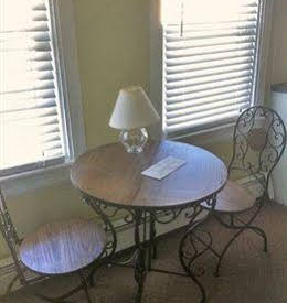 Carisbrooke Inn Bed & Breakfast