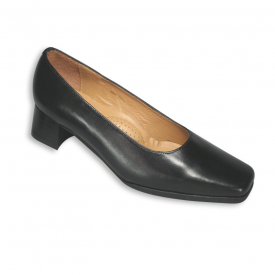 Alexandra women’s court shoe