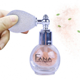 Shimmer Loose Powder Spray