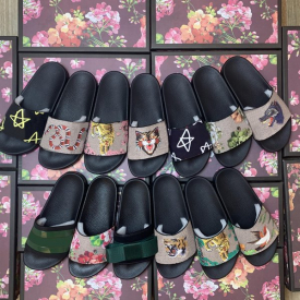 2022 Luxury Designer Slipper Mens Womens Summer Sandals Beach Slide Trendy Ladies sandals Shoes Print Leather Flowers Bee Rubber Shower Room 36-46 With Box