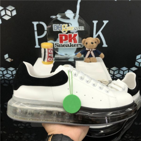 Top Quality Men Women Lace Up Luxurys Designer Casual Shoes Leather Platform White Black Oversized Sole Fashion Massage Outdoor Sneakers Trainers With Box Size 36-45