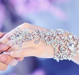 In Stock Sparking Fingerless Crystal Flower Bridal Hand Chain Women Dancing Hand Bracelet & Bangles Jewelry Bridal Glove Wedding Accessories