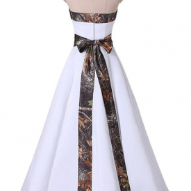 2017 Simple Sexy Camo Halter Bow A-Line Wedding Dresses With Satin Floor-Length Plus Size Wedding Party Bridal Gowns Vestido De Novia BW20