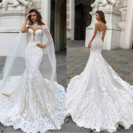 2019 Gorgeous Mermaid Lace Wedding Dresses With Cape Sheer Plunging Neck Bohemian Wedding Gown Appliqued Plus Size Bridal