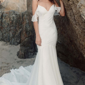 Off Shoulder Lace Appliqued Wedding Dress Soft Tulle Beach Boho Bride Gowns Backless A-line Princess Bridal Dresses