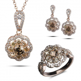 Eleganza Champagne Collection